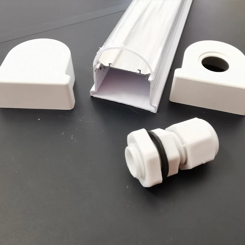 IP65 LED T8 ஒருங்கிணைந்த வீட்டுவசதிகளின் நன்மைகள் வணிகச் சபைக்கு